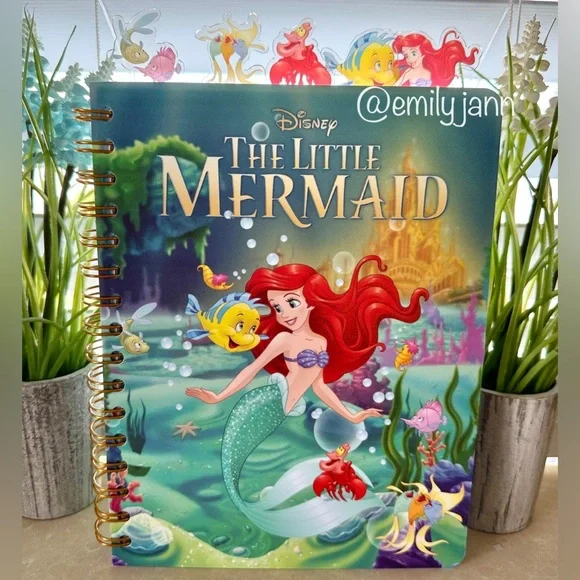 The Little Mermaid🧜🏻‍♀️Journal - Picture 2 of 11